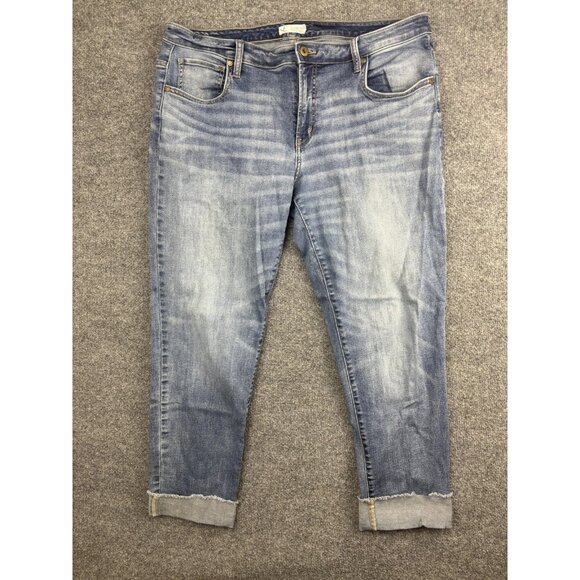 Carve Designs Jeans Womens 14 Blue Light Wash Ankle Crop Cuffed Stretch - Picture 1 of 8